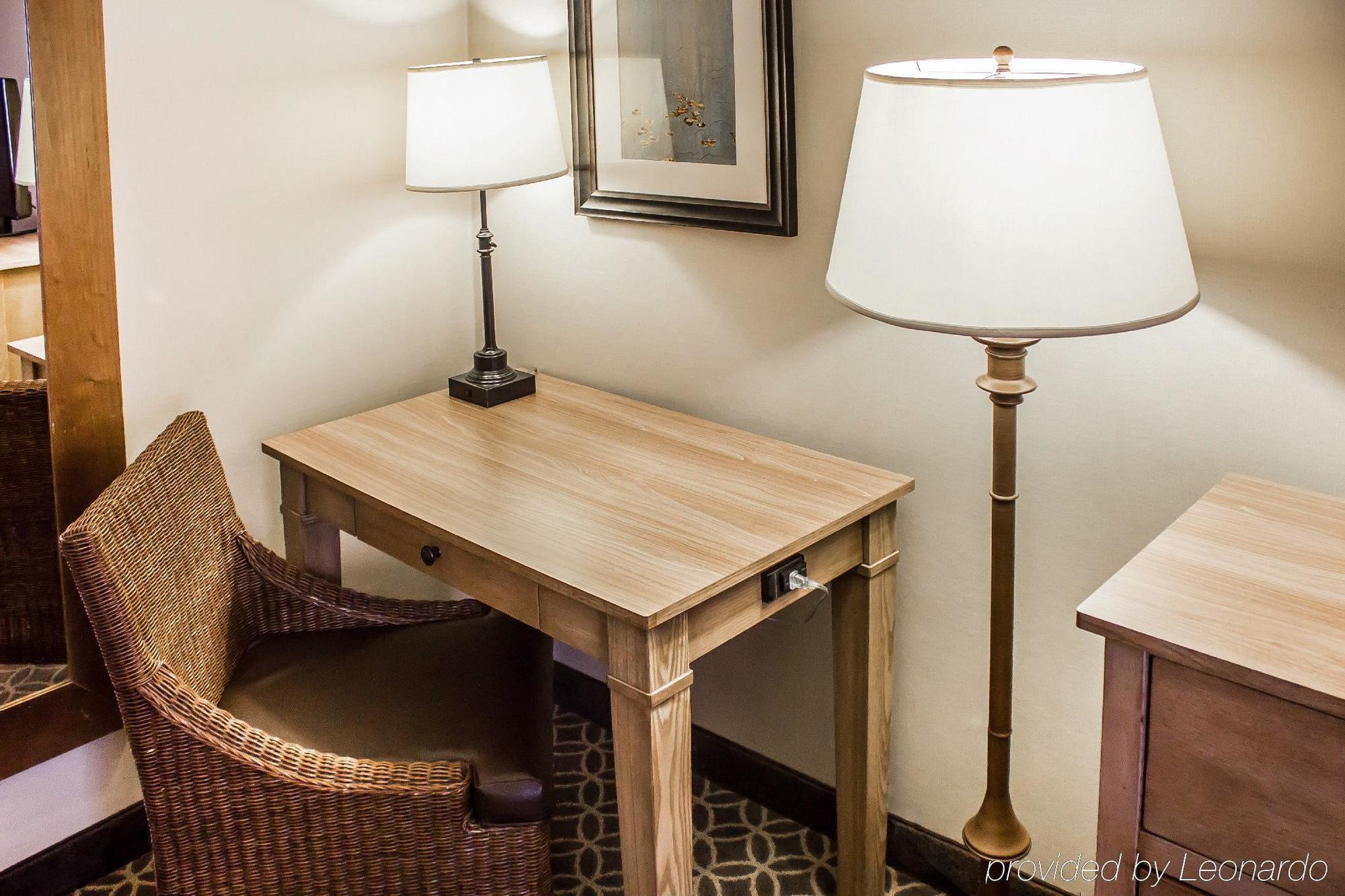 The Westport Inn, An Ascend Hotel Collection Member Extérieur photo