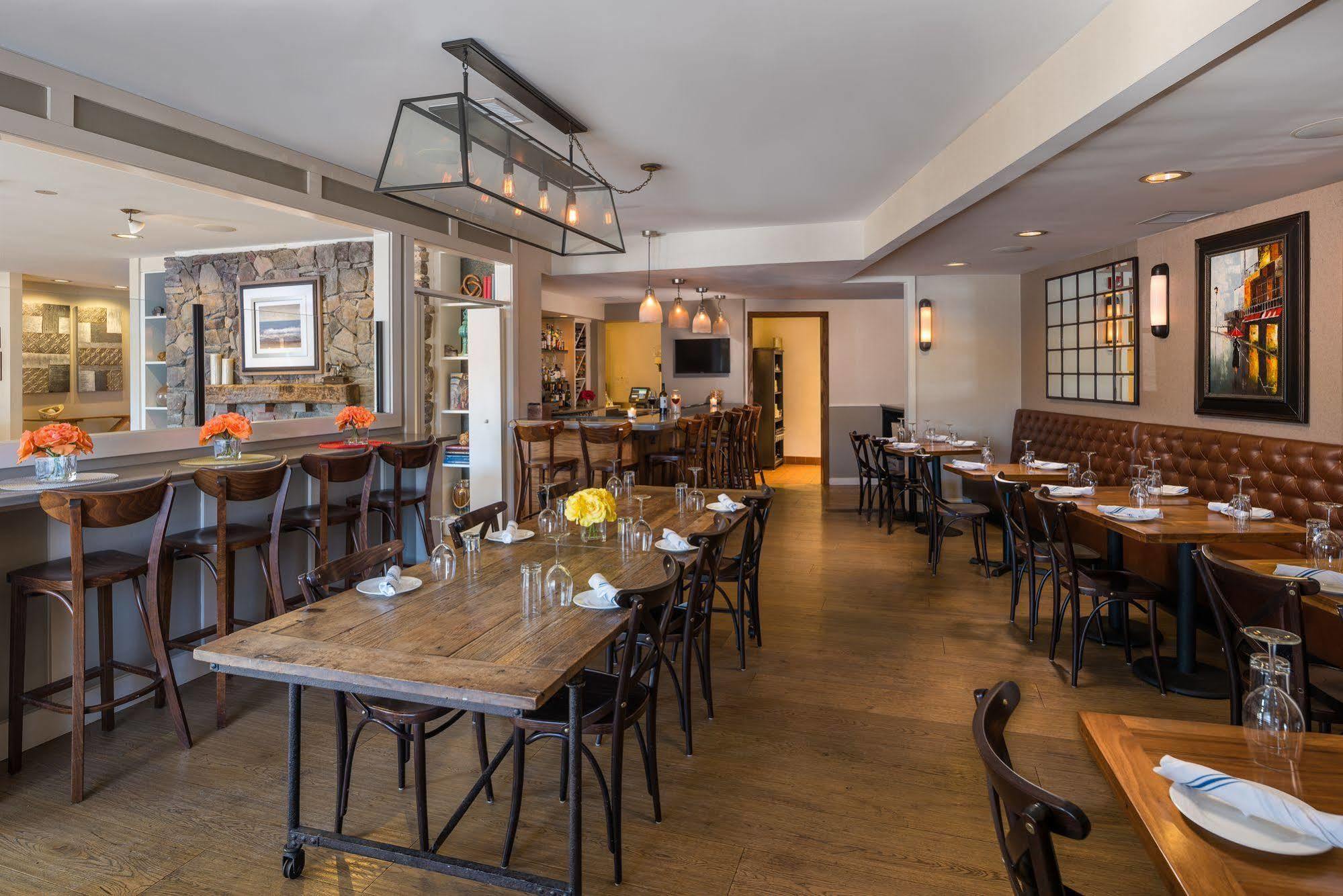 The Westport Inn, An Ascend Hotel Collection Member Extérieur photo