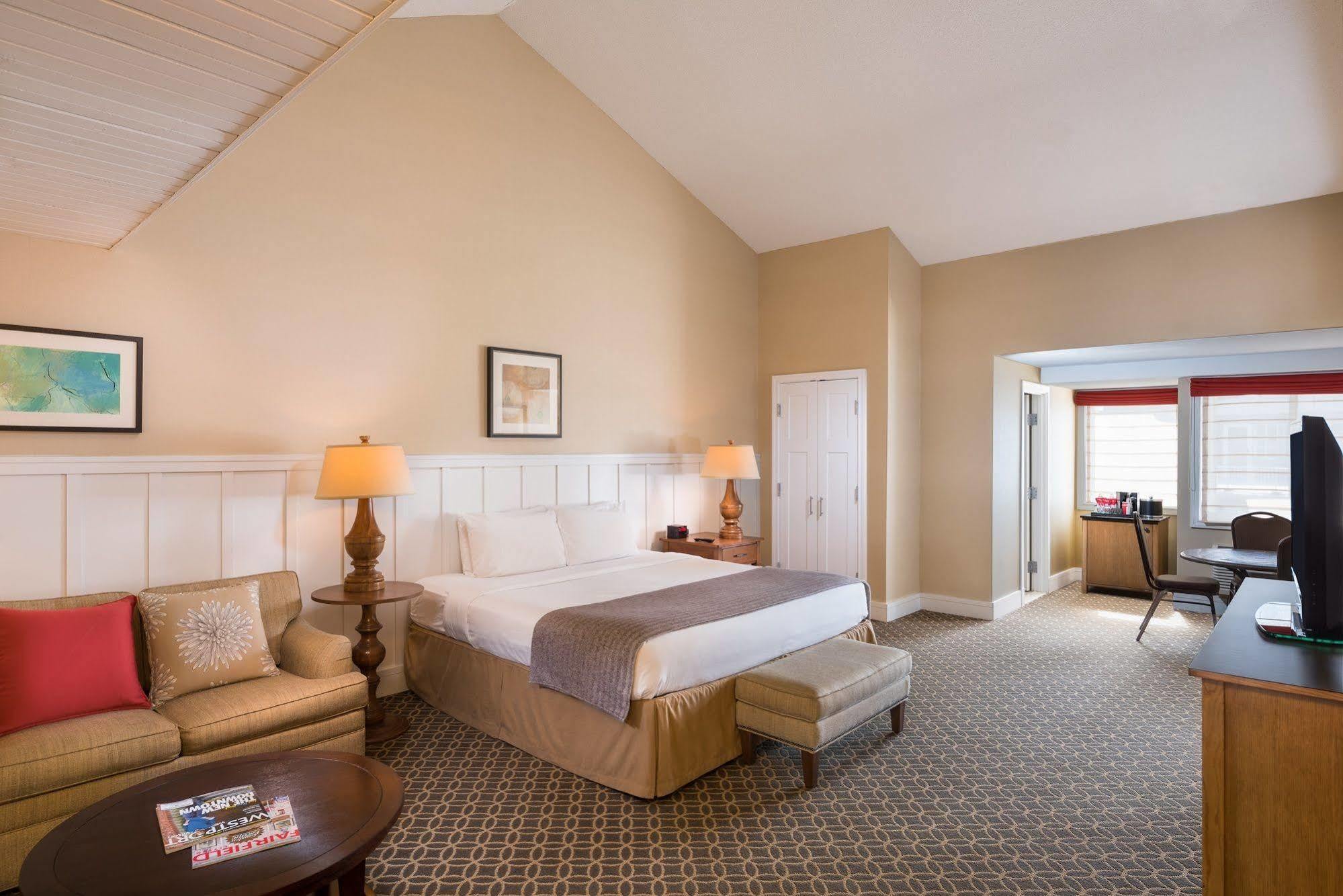 The Westport Inn, An Ascend Hotel Collection Member Extérieur photo