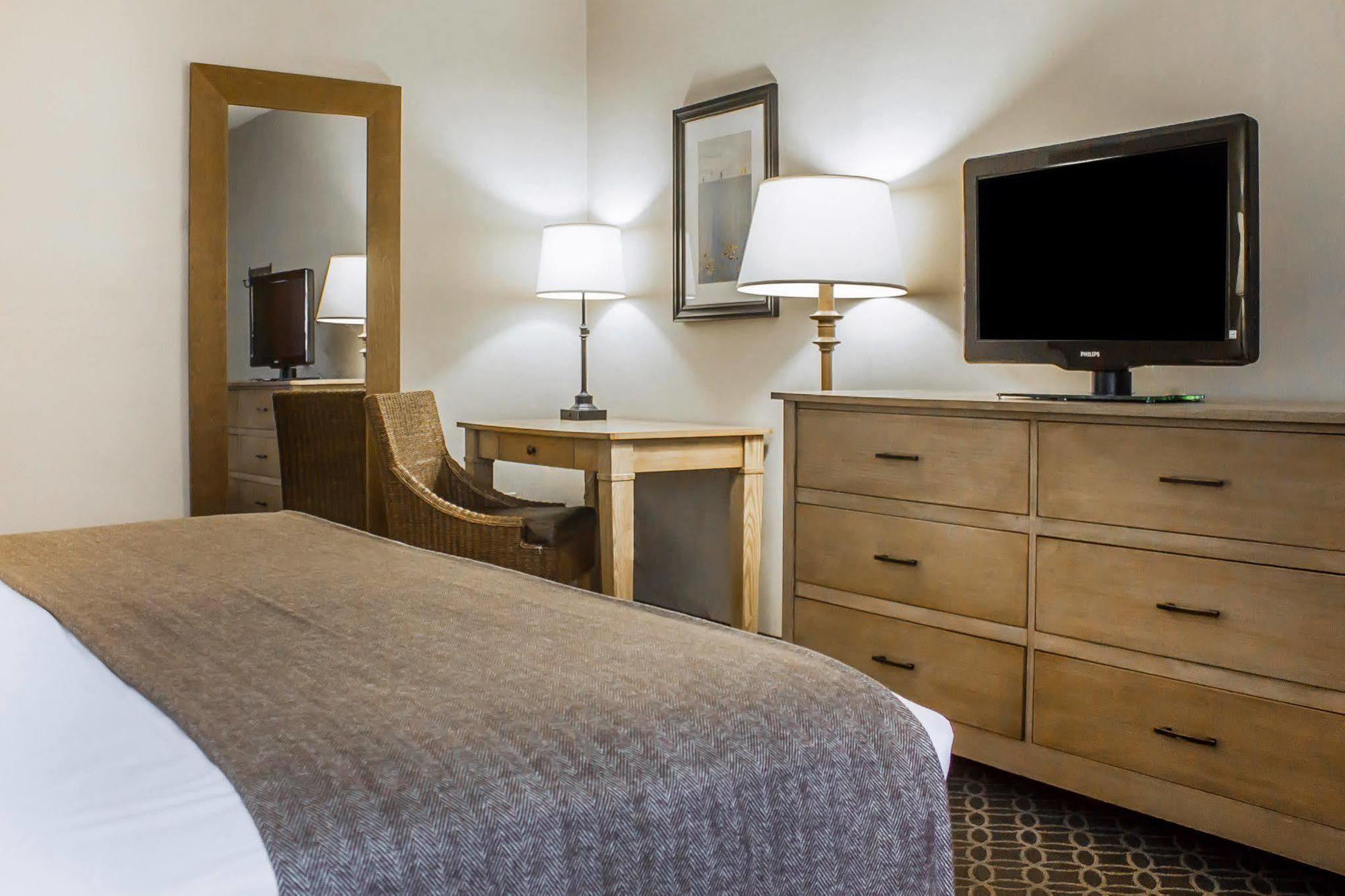 The Westport Inn, An Ascend Hotel Collection Member Extérieur photo